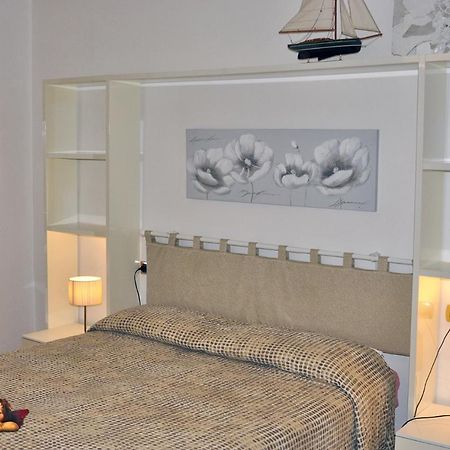 Borgo Degli Angeli Arcola Bed & Breakfast Exterior photo