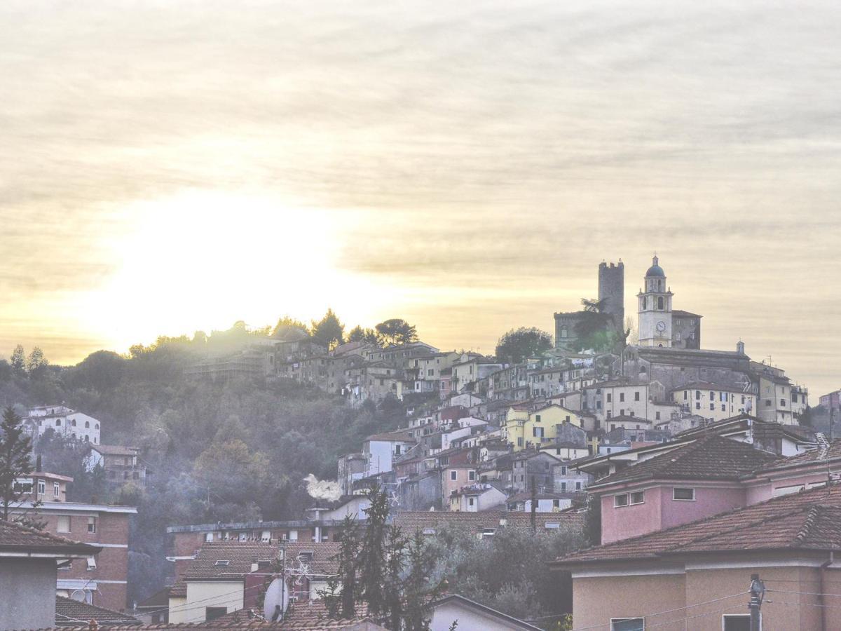 Borgo Degli Angeli Arcola Bed & Breakfast Exterior photo